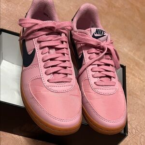 Nike Women's Pink and Black Sneakers
